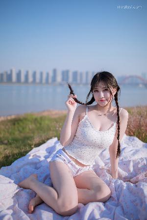 三年免费在线观看高清大全？真的有这么爽！